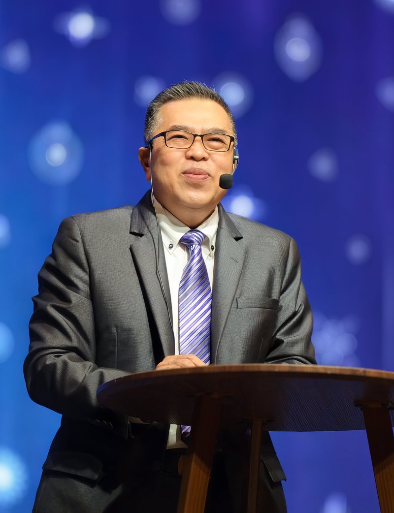 Pdt. Elim, S.E. — Gembala Sidang GBIS Sangkakala Balikpapan